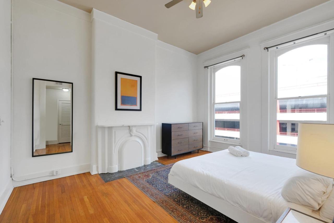 Apartment With King Bed In Downtown 루이빌 외부 사진